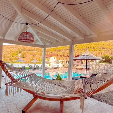 Garavilla Eski 酒店 *