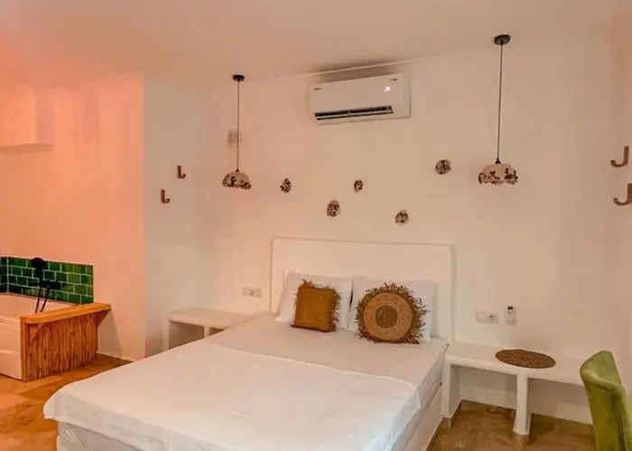 Garavilla Eski Hotel *